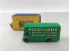 Lesney: Matchbox Series No.46 Pickfords Removal Van in original box
