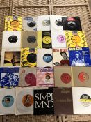 Collection of Vinyl 45's / singles to include Freddy Mercury, Aretha Franklin, Gary Newman, 10 CC,