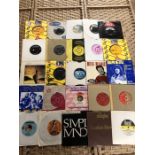 Collection of Vinyl 45's / singles to include Freddy Mercury, Aretha Franklin, Gary Newman, 10 CC,