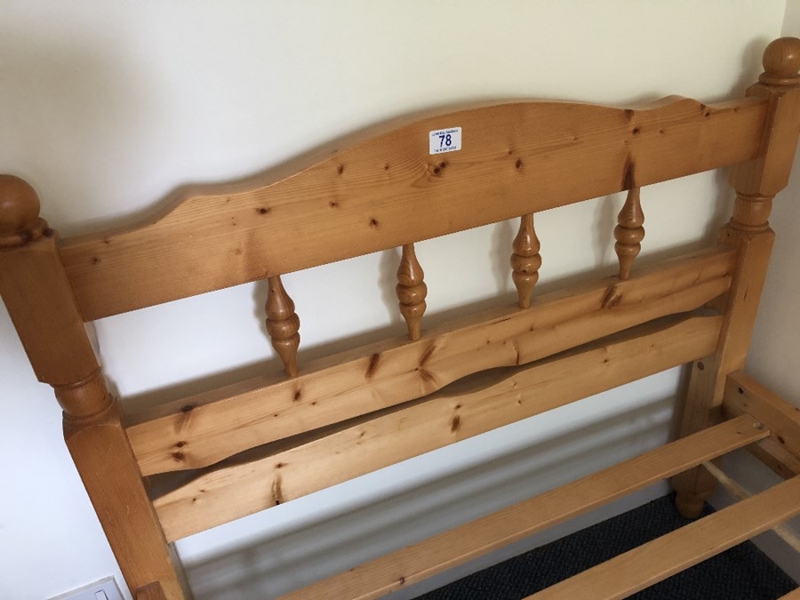 Single pine bed (bed 11) - Image 3 of 3