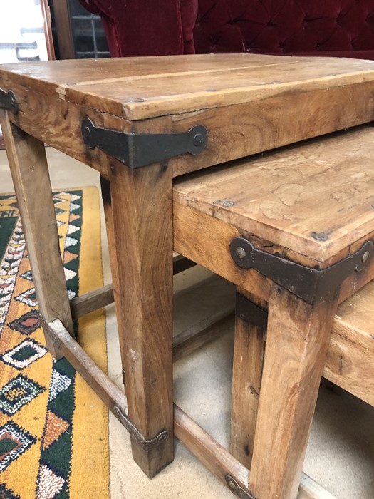 Mexican pine square coffee table along with a next of three occasional Mexican pine tables - Image 3 of 6