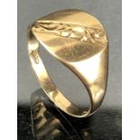 9ct Gold signet ring size 'S' (approx 2.5g)