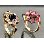 Two Daisy style 9ct rings sizes 'G & 'L'