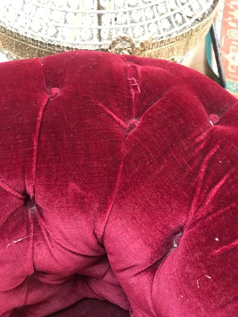 Chesterfield two seater sofa in Red velvet fabric, approx 180cm in length - Image 13 of 17