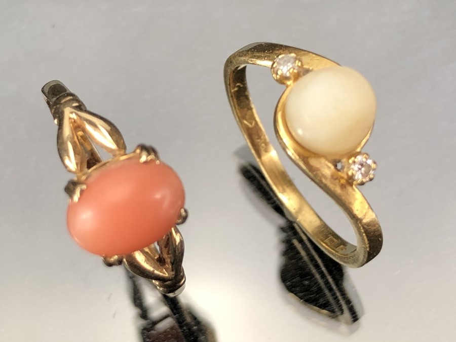 9ct Gold ring size 'K' with pink coloured stone and 18ct gold ring size 'J' set with diamonds to - Image 3 of 5