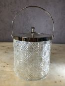 Cut glass lidded biscuit barrel, approx 15cm (excl. handle)