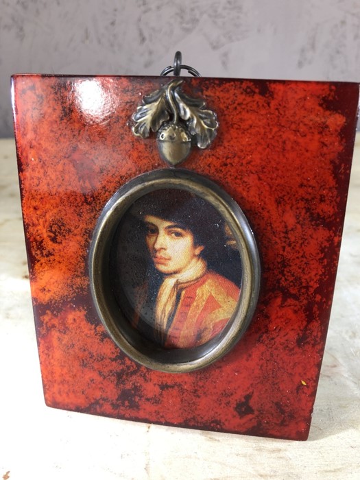 Pair of framed miniatures of a man and a woman, approx 12cm x 10cm - Image 3 of 4