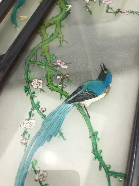 Collection of hand painted Chinese glass screens depicting birds in pierced wooden frames, - Image 3 of 8