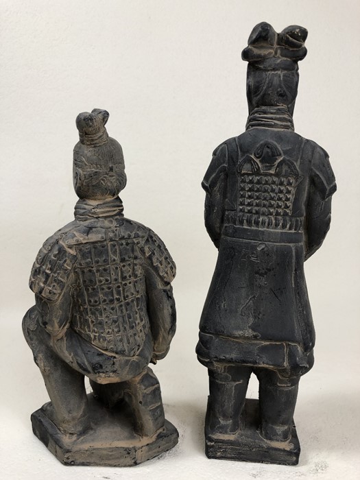 Two stone Chinese Warrior figures, one on bended knee, the tallest approx 26cm in height - Image 3 of 5