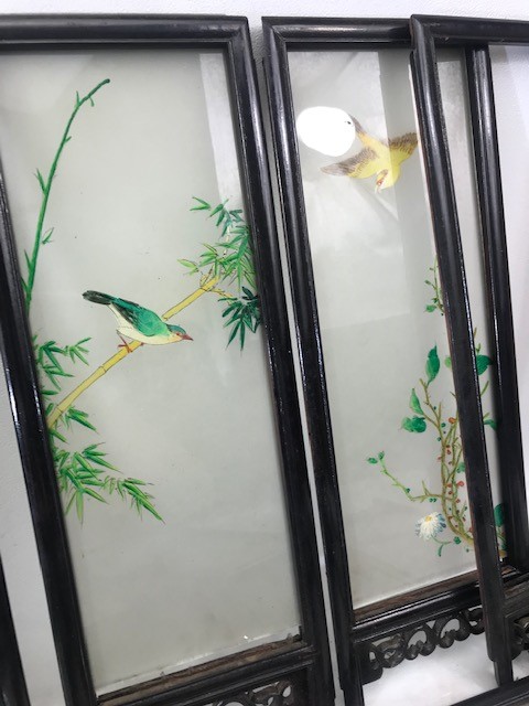 Collection of hand painted Chinese glass screens depicting birds in pierced wooden frames, - Image 6 of 8