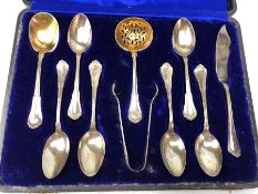 Boxed collection of flatware marked Stirling Silver approx 200g