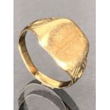 14ct signet Gold ring approx 2.6g size 'H'