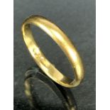 18ct Gold band approx size 'T' & 2.8g
