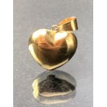 18ct Gold Heart pendant approx 1.5g