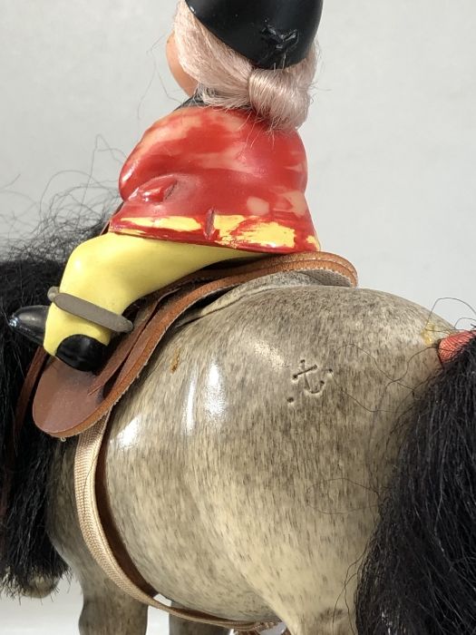 Vintage Plastech Thelwell pony with rider, approx 16cm in height (including rider) - Image 4 of 5