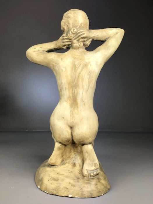 Sculpture: a plaster figure of a kneeling naked lady approx 34cm tall - Image 4 of 5