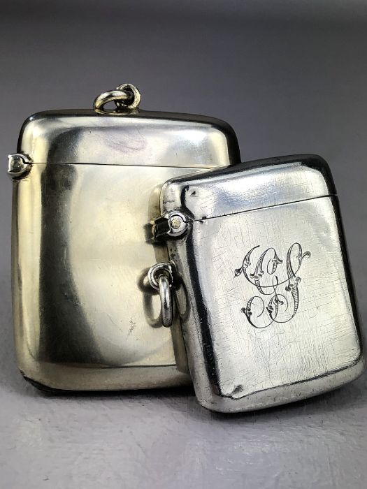 Two Birmingham Hallmarked Silver Vesta cases one Victorian 1900 - Image 3 of 3