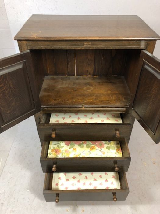 Dark wooden storage unit / linen cupboard with three drawers and cupboard over, approx 79cm x 49cm x - Image 2 of 4