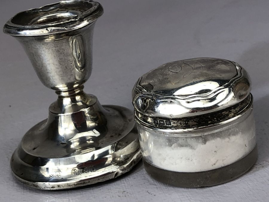 Collection of A/F hallmarked silver items to include sovereign holder A/F, candle stick etc (6 - Image 6 of 6