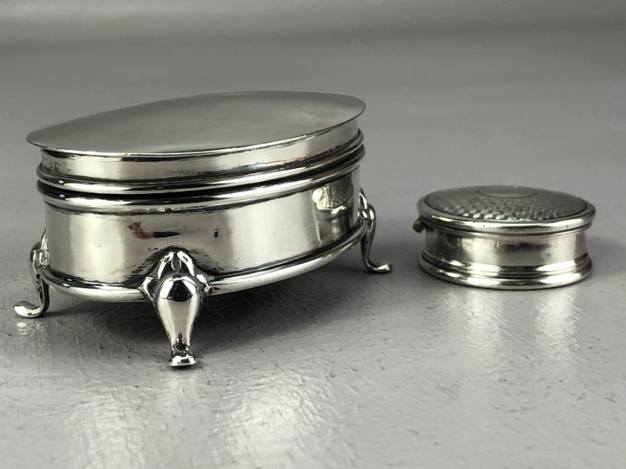 Two Birmingham Hallmarked Silver pill boxes (total weight approx 57g) - Image 5 of 7