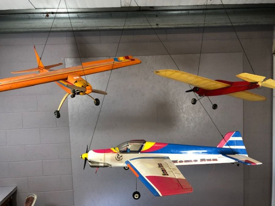 Collection of model airplanes and equipment, to include four planes (one boxed), controllers, - Image 2 of 13