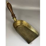Numismatic Interest: Vintage brass coin shovel with turned wooden handle, approx 32cm in length