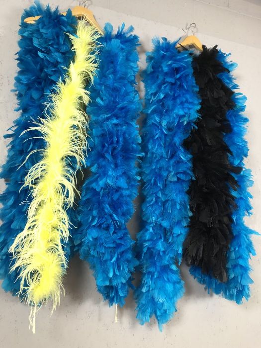 Costume / textile interest: Collection of six feather boas - Image 2 of 3