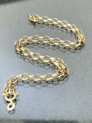 9ct Gold necklace approx 5.1g and 42cm long