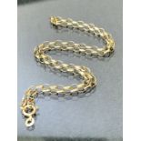 9ct Gold necklace approx 5.1g and 42cm long