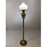 Very large extending Victorian standard oil lamp on Corinthian column and stepped circular base with