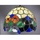 Tiffany-style glass ceiling light shade (A/F), diameter approx 33cm