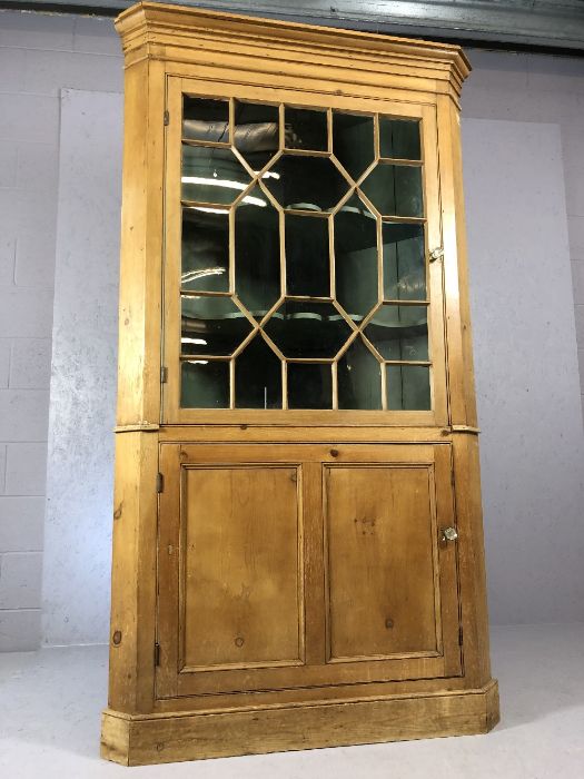 Large pine glazed corner unit with green painted interior and cupboard below, approx 105cm wide x - Image 2 of 5