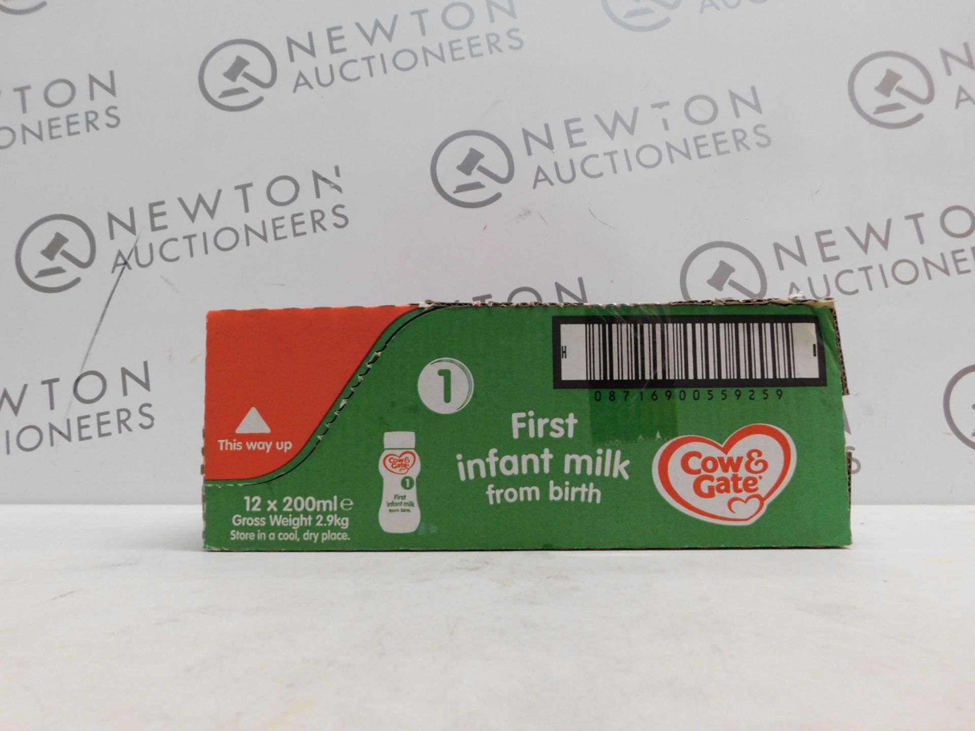 1 BOXED PACK OF 12 COW AND GATE FIRST INFANT MILK 12 X 200ML RRP Â£29