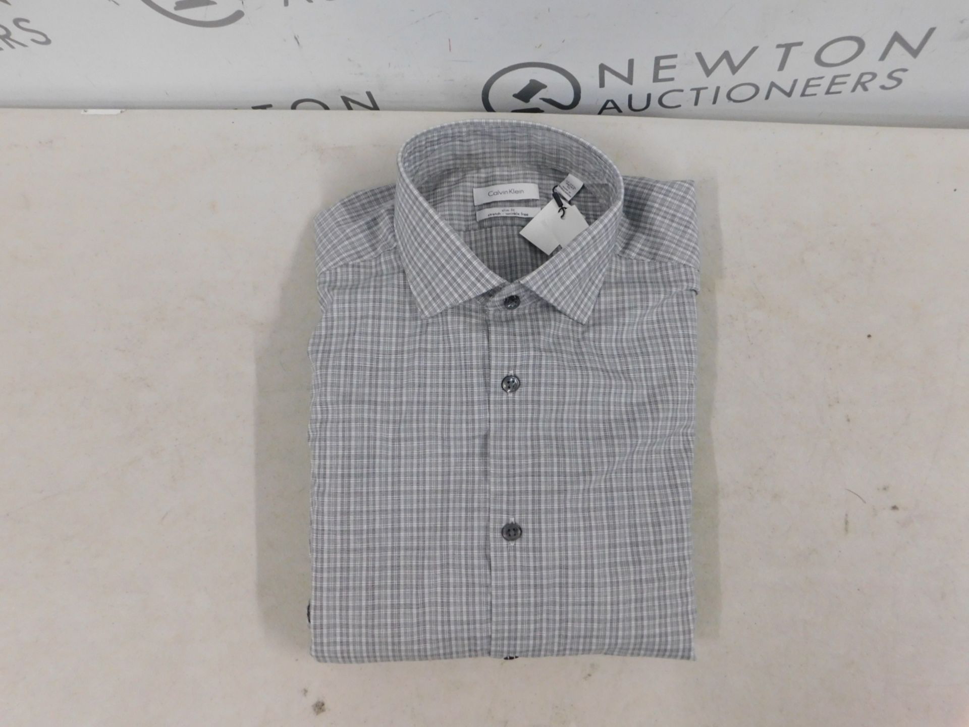 1 CALVIN KLEIN MENS SLIM FIT DRESS SHIRT STRETCH WRINKLE FREE IN LIGHT GRAY CHECKERED COLOUR SIZE XL