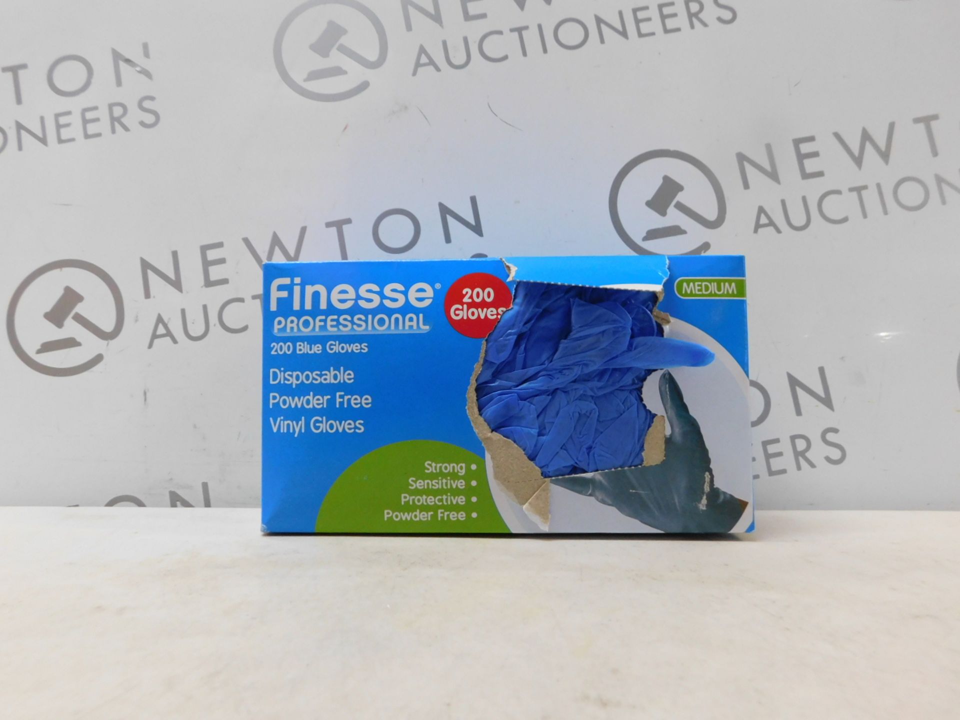 1 BOXED FINESSE PROFESSIONAL BLUE VINYL GLOVES RRP Â£24.99