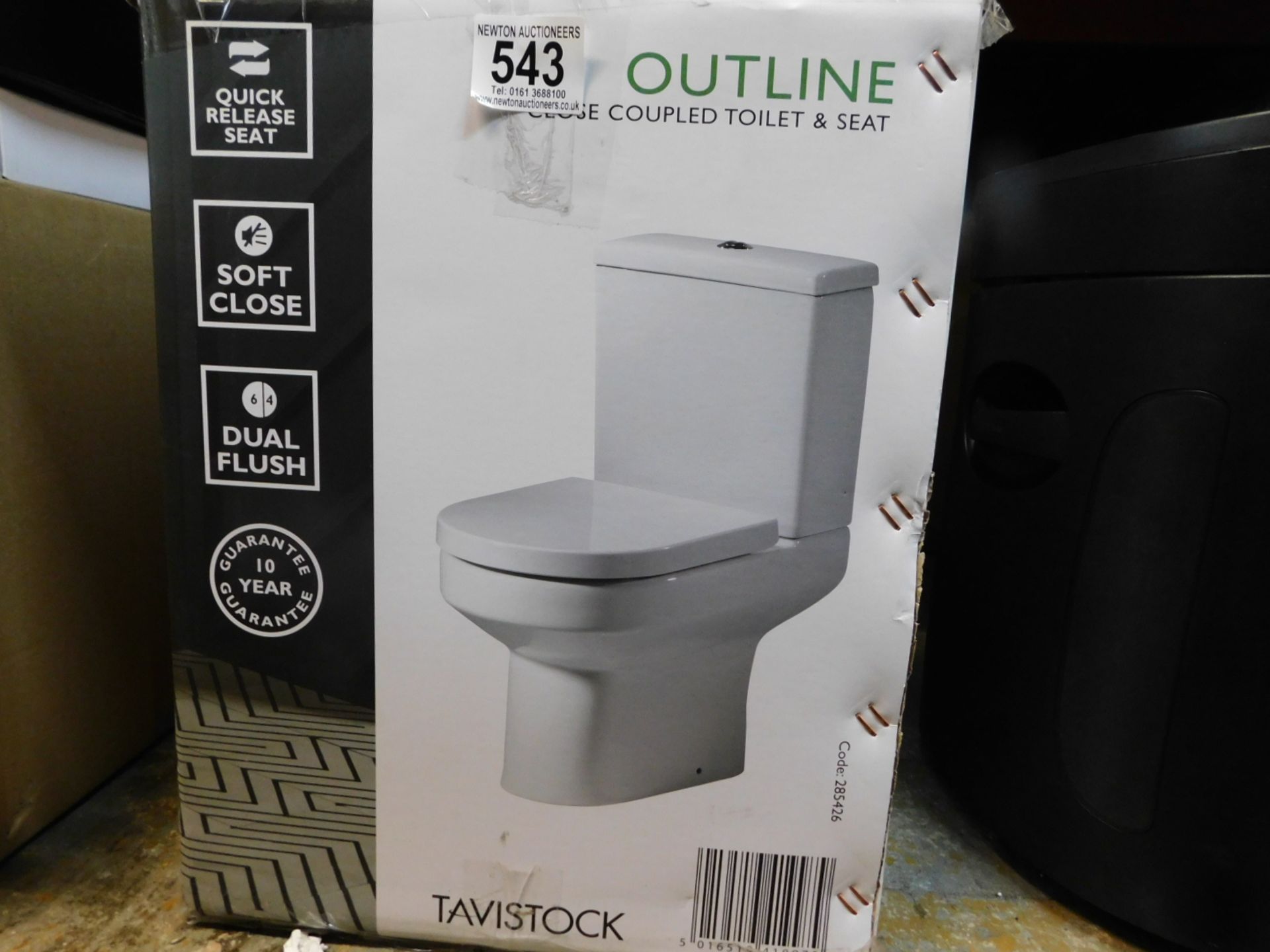 1 BOXED TAVISTOCK OUTLINE CLOSE COUPLED TOILET RRP Â£299 (REAR OF TOILET CHIPPED)
