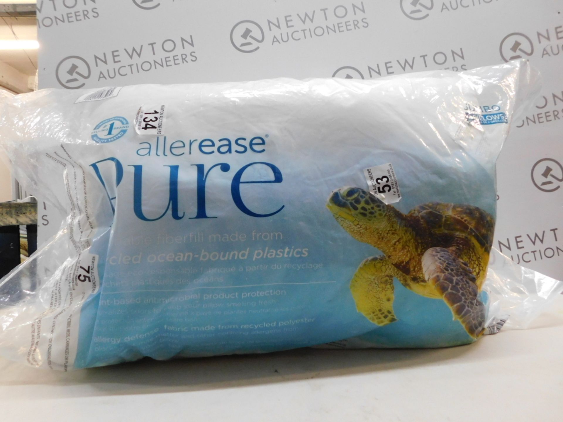 1 BAGGED PAIR OF ALLEREASE PURE PILLOWS RRP Â£29.99