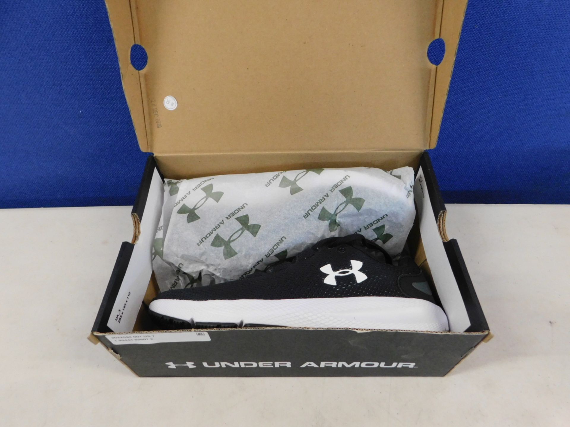 1 BRAND NEW BOXED UNDERARMOUR CHARGED PERSUIT 2 TRAINERS UK SIZE 6 RRP Â£49