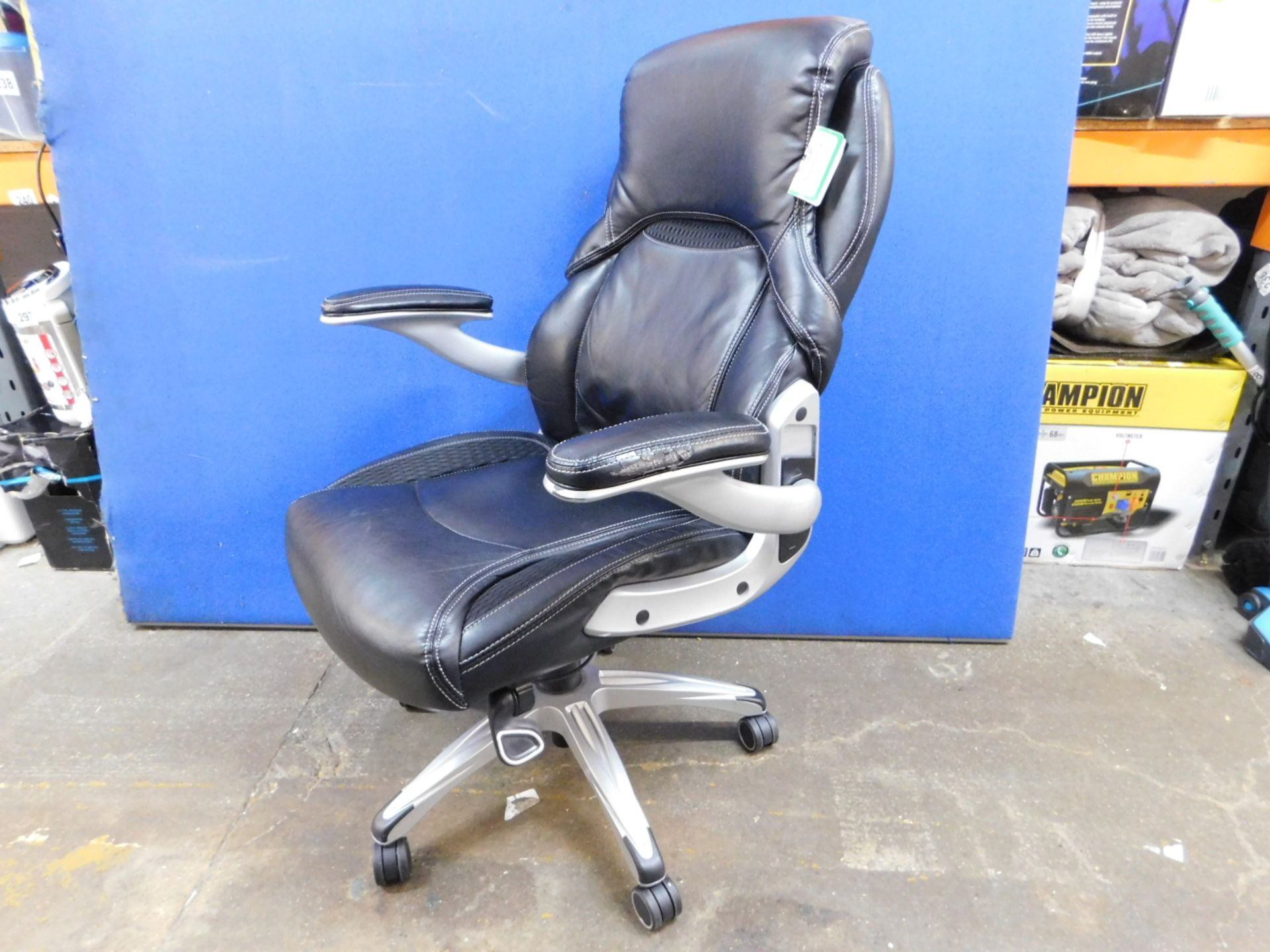 1 TRUE INNOVATIONS BLACK BONDED LEATHER GAS LIFT MANAGERS CHAIR RRP Â£149.99