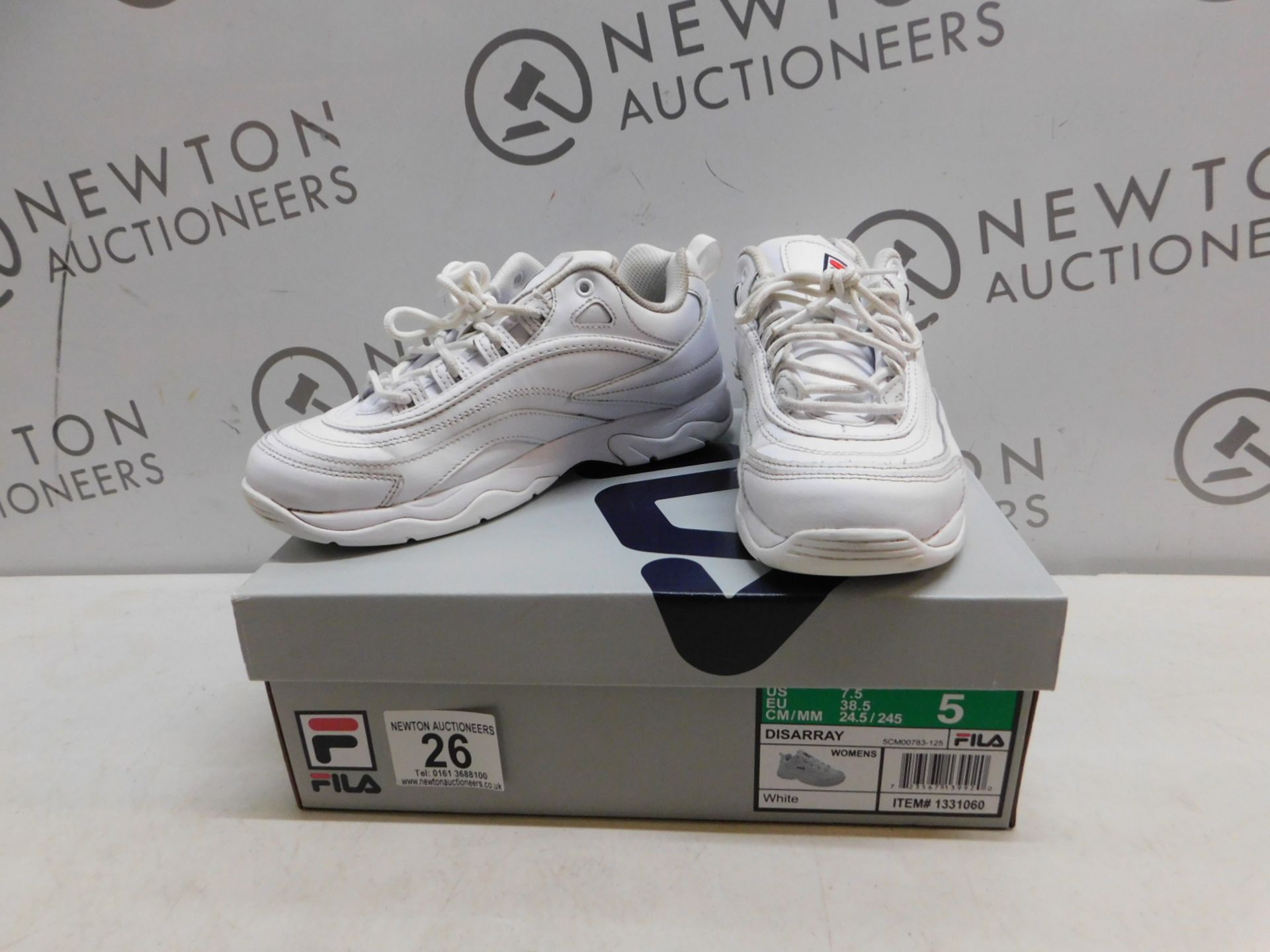 1 BOXED PAIR OF FILA DISARRAY TRAINERS WHITE UK SIZE 5 RRP Â£39