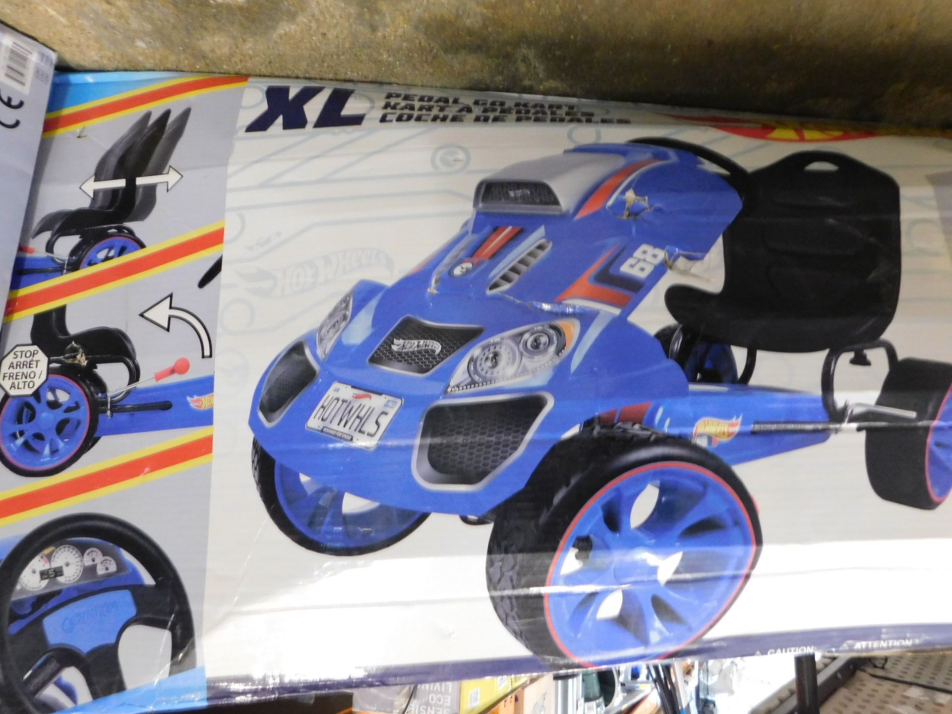 1 BOXED HOT WHEELS XL PEDAL GO-KART RRP Â£199