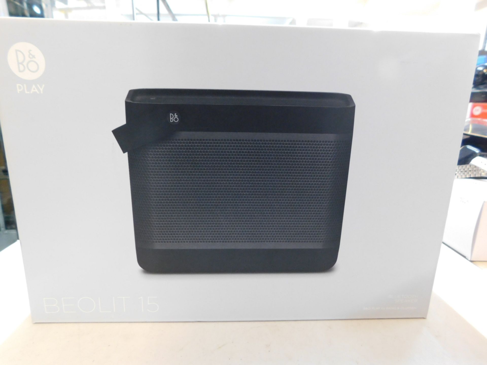 1 BOXED BANG AND OLUFSEN BEOLIT15 BLUETOOTH SPEAKER IN BLACK RRP Â£449