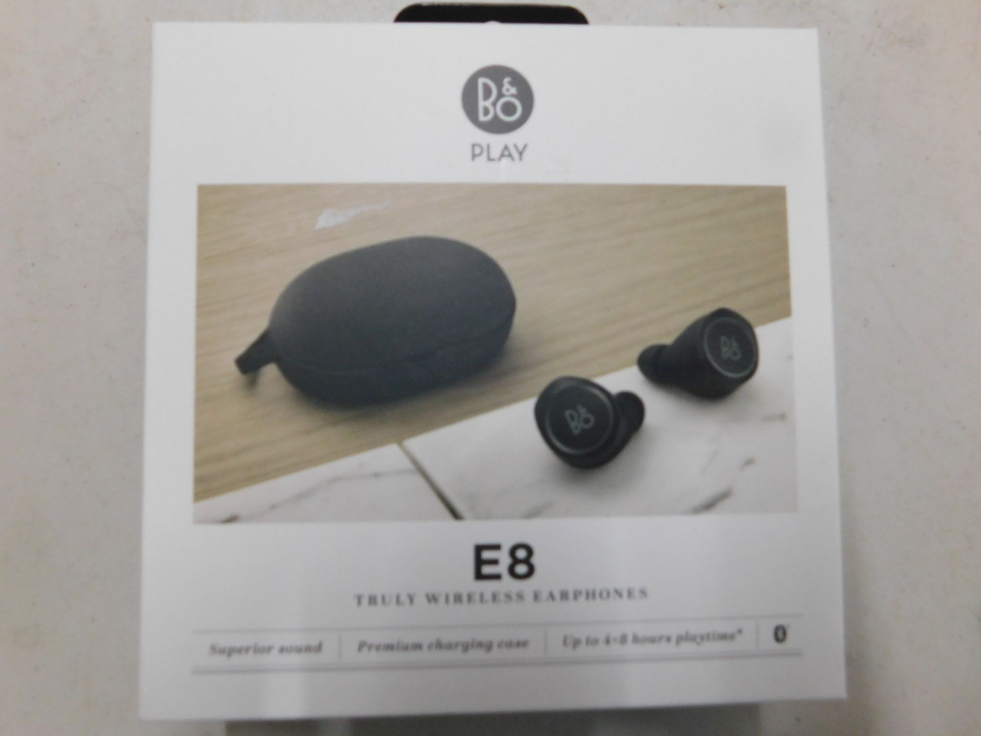 1 BOXED BANG AND OLUFSEN E8 TRUE WIRELESS BLUETOOTH EARPHONES RRP Â£299