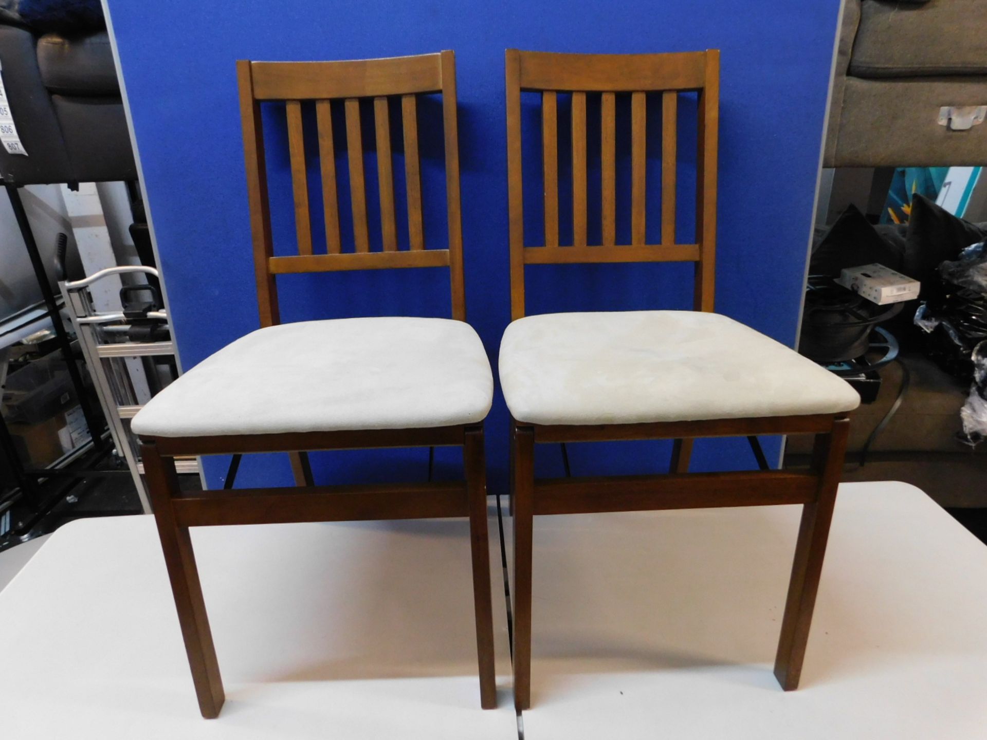 2 STAKMORE SOLID WOOD FOLDING CHAIR WITH PADDED SEAT RRP Â£89