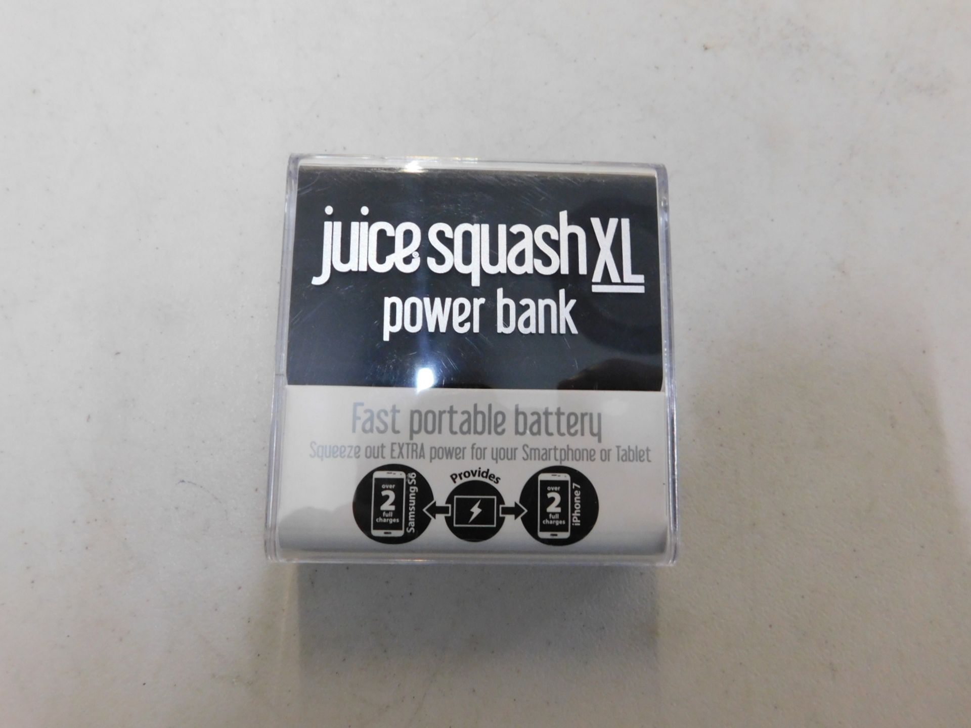 1 BOXED JUICE XL POWER BANK 5600MAH RRP Â£39.99