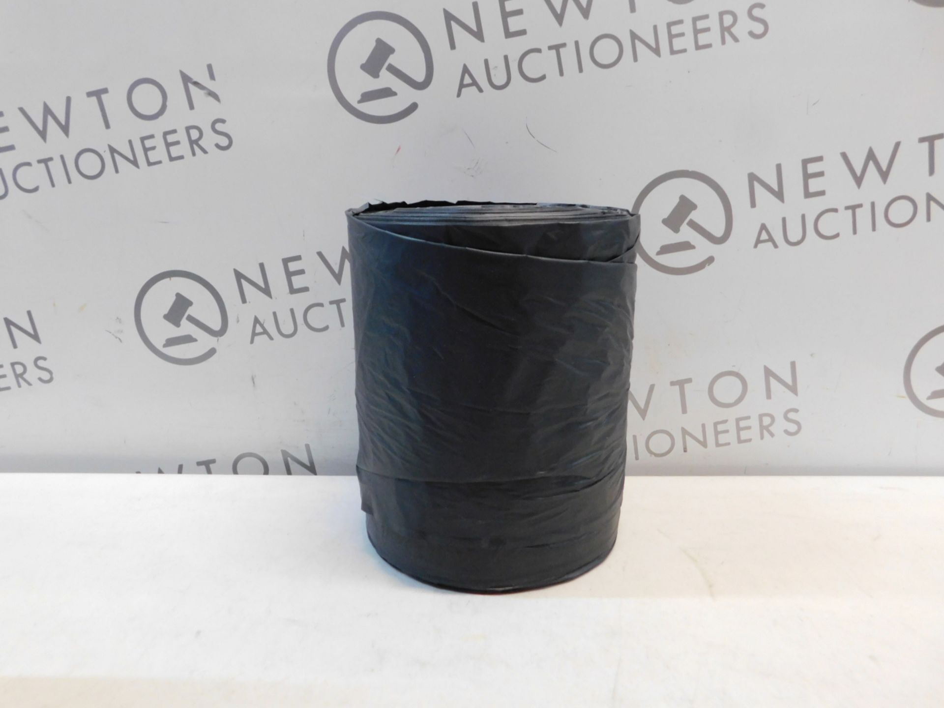 1 LARGE ROLL OF BLACK KITCHEN BIN BAGS RRP Â£19.99