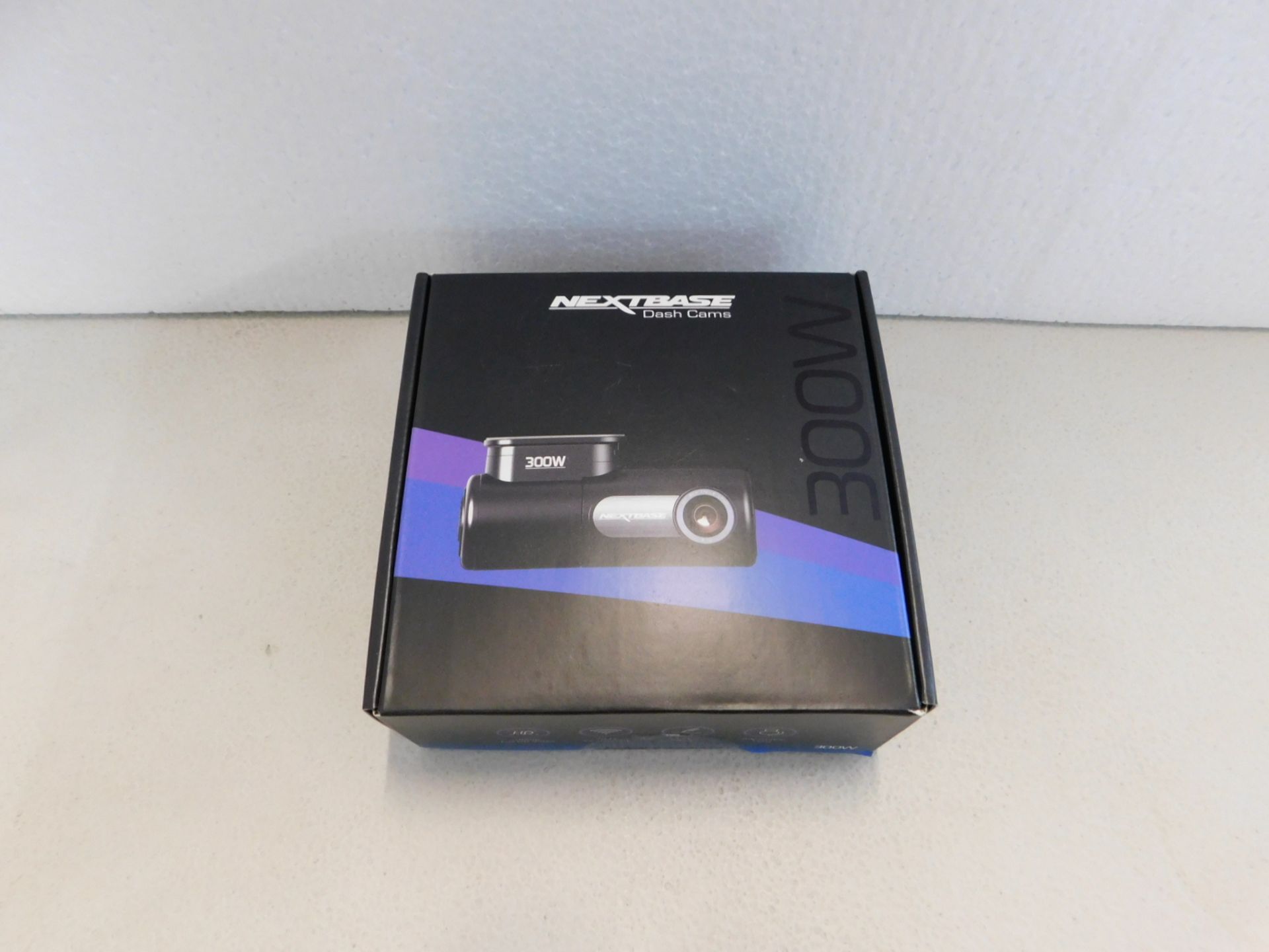 1 BOXED NEXTBASE PROFESSIONAL HIGH DEFINITION IN CAR DASHCAM MODEL NBDVR300W RRP Â£149.99