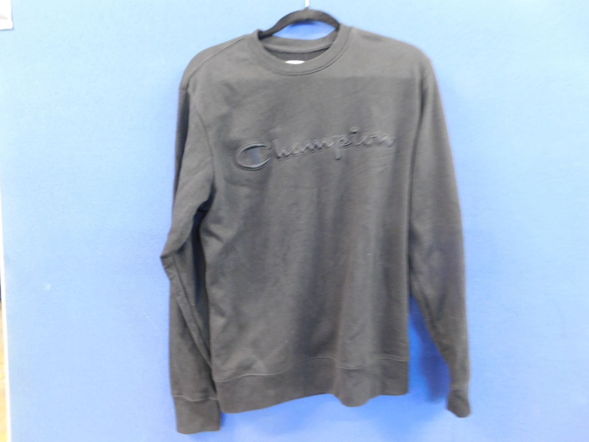 1 MENS CHAMPION BLACK JUMPER SIZE M RRP Â£29