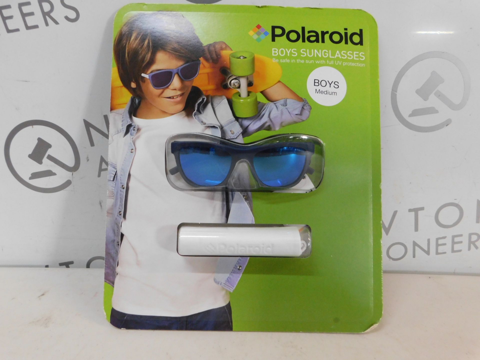 1 BRAND NEW PACK OF BOYS POLAROID SUNGLASSES SIZE MEDIUM RRP Â£29.99