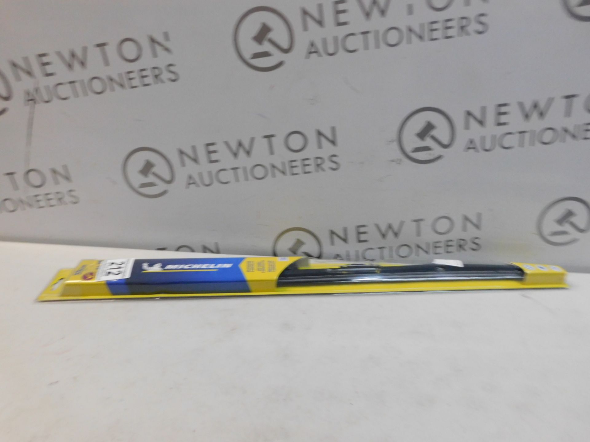 1 PACK OF MICHELIN STEALTH WIPER BLADES IN VARIOUS SIZES RRP Â£39.99